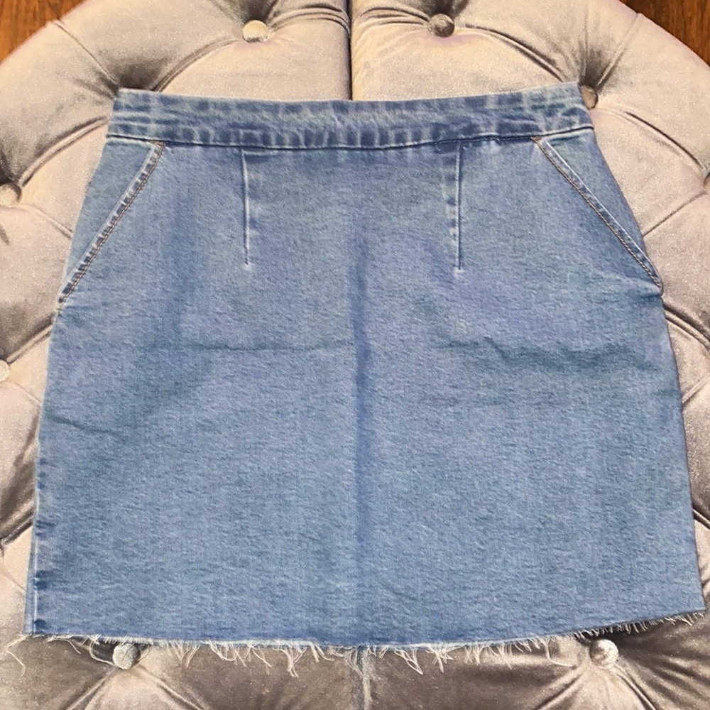 BNWOT Forever 21 Skirt Sz M
